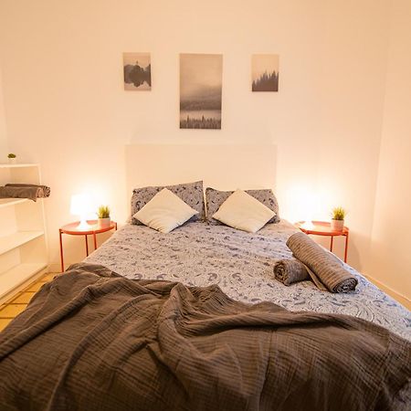 Blai Hostel Барселона Екстериор снимка